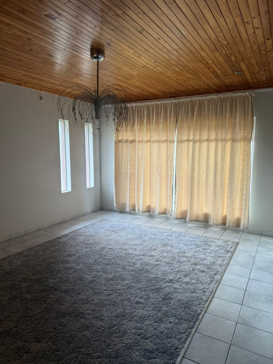  Bedroom Property for Sale in Miederpark North West